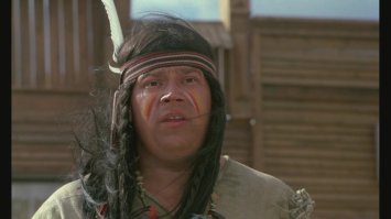 - Мал ещё.
- Ага,как на тропу войны,так не мал,а как на фильму...
- Стыдись,Белое Перо,ты ещё не отпраздновал свою шестнадцатую весну.