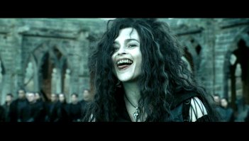 Хелена Бонэм Картер кучу самых разноплановых ролей сыграла.