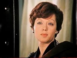 А мне еще Алиса Бруновна Фрейндлих как комедийная актриса нравится