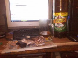 Пейте пиво пенное- будет морда о.х.уенная Вот товарищ из ьвова привез