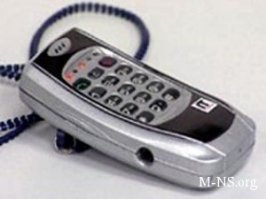 12 ноября 2013...Группа компаний под торговой маркой "IT" в рамках Государственной научно-технической программы "Интеллектуальный компьютер" разработала первый украинский мобильный. Особенностью телефона является отсутствие у него экрана.Представитель компании "Электромаш-Образ" рассказал, что к лету 2014 телефон будет продаваться в магазинах Украины