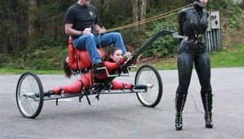 сдается мне что лошади тут неспроста