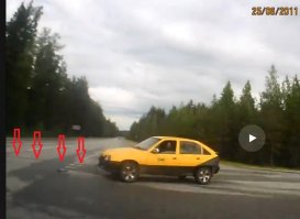 Авария дня. Ушел от столкновения в лес