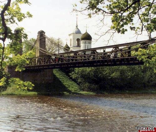 Город Остров, цепные мосты через реку Великая,единственные цепные транспортные мосты середины XIX века, сохранившиеся на территории России. 1853 год.