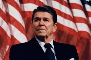 Для тех кто спрашивает как можно сейчас от этого.....! Или хают отечественную медицину....! просто три  примера!!!! Время наверное просто пришло ребят! Земля им пухом!!!!