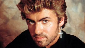 Для тех кто спрашивает как можно сейчас от этого.....! Или хают отечественную медицину....! просто три  примера!!!! Время наверное просто пришло ребят! Земля им пухом!!!!