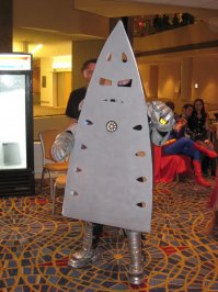 Iron Man ("Железный человек", прямой перевод "Человек-утюг") хорош.