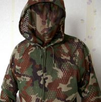 Где ты в тексте увидел, что в данном посте растения, отпугивающие комаров в тундре? 
Очки купи и читай внимательнее 
Вот тебе спецом для тундры!