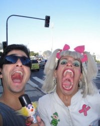 чувак гей - просто кормушка разработана