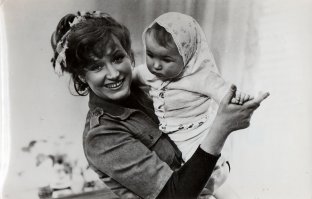 «Щербатые» улыбки звезд или 8 моделей с диастемой