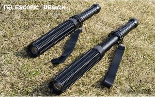 Я кажется понимаю, почему его вскрывали на таможне... Кстати в отделении почтамта тоже бы стоило показать, что внутри.