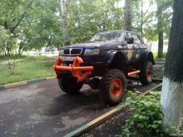 Монстр-трак из ГАЗ-66, МАЗ и Волги