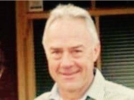 Как люблю я по ночам,по ночам,-прыгать голым по кустам,по кустам.