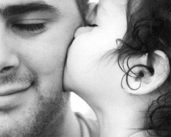 А сначала было так. Потом она повзрослела и он не знал что делать.