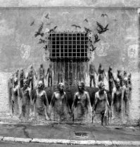 Аист глаза не режет. В остальных пёстро и беспощадно - с похмелья особенно тяжело смотреть.
Что-то стоящее увидеть - большая редкость.