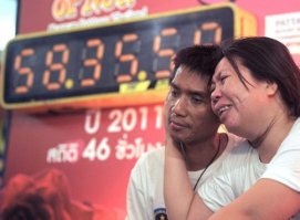 Вот эта пара слилась в поцелуе на 58 часов!!!! А это просто лесбиянки :)