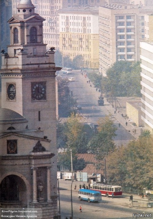 Москвичи, а это где? Никак не могу узнать.