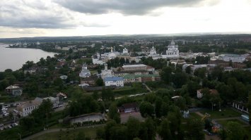 Ни каких дронов. Тупо рабочая обстановка