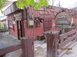 Ужупис забавный)