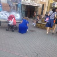 Этому салону не хватало капельки перфоманса.