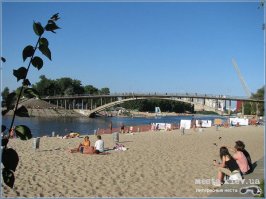 Это Гидропарк. Киев. Вот вид с другой стороны=) И летом=)