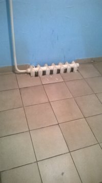 Система "тёплого пола", а на этаже ниже - система "тёплого потолка"