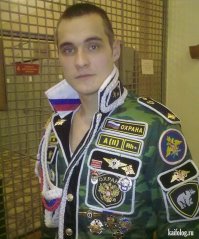 Наши дембеля, те ещё клоуны.