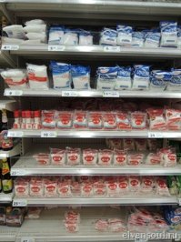 Автор, если для тебя смертельная доза глутомата натрия 1-3 грамма, тебе заказан путь в азиатские страны! :) В Таиланде он как сахар продаётся, а в еду его добавляют там в каждой забегаловке почти.