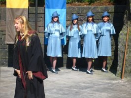 Китайская авиакомпания создала для своих сотрудников униформу, в которой не стыдно продефилировать по модному подиуму 