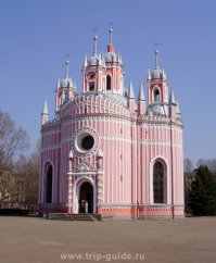 Чесменская церковь. Питер. Да и Казанский Собор весьма необычен.