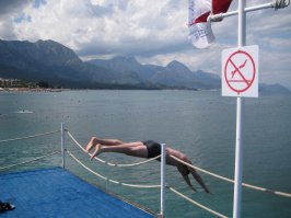 Заключительная подборка на тему "против системы", но это ещё не точно