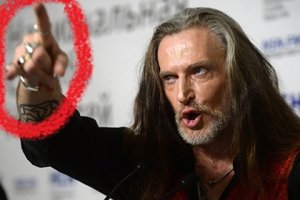Таинственная "незнакомка" в автомобиле Путина взбудоражила интернет