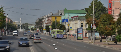 Никак понять не мог почему правый ряд стоит.
Я так понял вот это место .
С двух рядов налево. Два - прямо