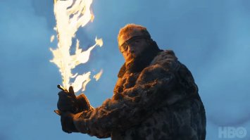 Этот сезон примечателен лично для меня тем, что вернёт двух моих самых любимых персонажей! И один из них, к слову, - единственный живой Баратеон, законный владелец ЖТ на текущий момент.)))