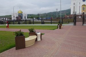 У нас вот такие поставили. То ещё Г.