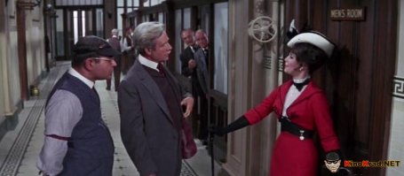 Про суфражисток хорошо и с юмором показано в фильме "Большие гонки"  1965г