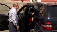 Таинственная "незнакомка" в автомобиле Путина взбудоражила интернет