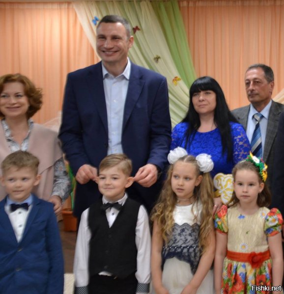 Виталик, 45 годиков.