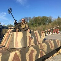 А вот моя фотка :) Люблю по выходным прогуляться по заброшенным частным территориям :)