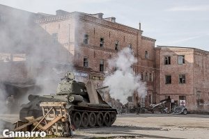 А вот реконструкция Берлинской операции по-нашему. по-сталинградски...