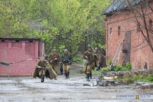 А вот реконструкция Берлинской операции по-нашему. по-сталинградски...