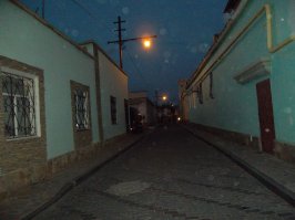 Караимская улица в Евпатории, очень специфична - большинство домов не имеют окон на улицу - только во двор. Там же находятся караимские кенасы. А караимы в силу своей малочисленности не подлежат обязательному призыву в армию.