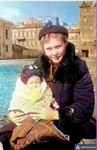 Кажется эта фотка интересна, вот она в цвете.