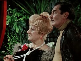 По мне все актеры подобраны отлично, кроме вот этих двух, особенно Полесов не удался.