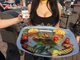 прикольные помидорки......