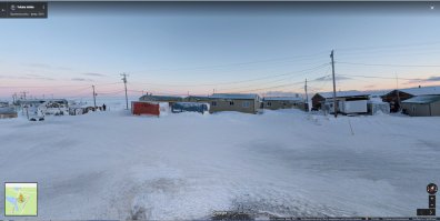 Что делать, что делать... Составлять инвестиционный проект и вваливать бабло. Только надо понимать во что, конечно.

Кстати, если кто думает, что в медвежьих углах развитых стран этого мира народ живет как-то по-другому, пусть посмотрит картинки с Google Map'a. 
Вот вам, например, пара фоток из США и Канады, взятых мною только что, прямо сходу и наугад: