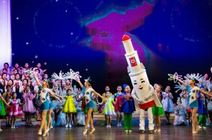 Ракета была запущена по максимально крутой траектории на минимально возможную дальность, по первым предварительным оценкам при пуске по нормальной траектории ракета может достичь от 6700 до 9000 км, а это значит, что в радиусе поражения оказывается как минимум вся Аляска и Гаваи, а если верны оценки в 9000 км., то там почти все западное побережье США в радиусе поражения.