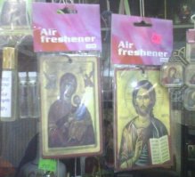 А как "air freshener" - освежитель воздуха, связан с боязнью летать?