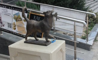 Памятник коту в Балаклаве. Установили в этом году.