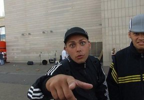 Оооо наши братушки в Риге (центральный вокзал) Ориго ))))